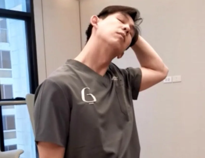 ท่าบริหาร แก้ปวดหลัง ในออฟฟิต ง่ายๆ ที่ทำได้ทุกวัน Medical Blog Thai levator spaculae