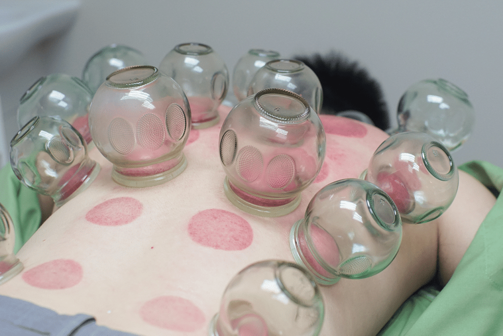 เกี่ยวกับ กรีนเบลล์ สหคลินิก, Greenbell Clinic